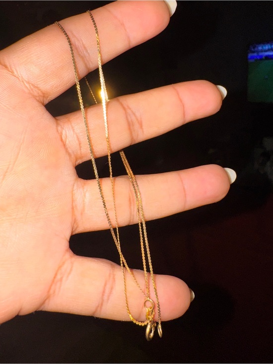 Jewelry - 14K Gold Delicate Pendant Necklace - Elegant Everyday Chain